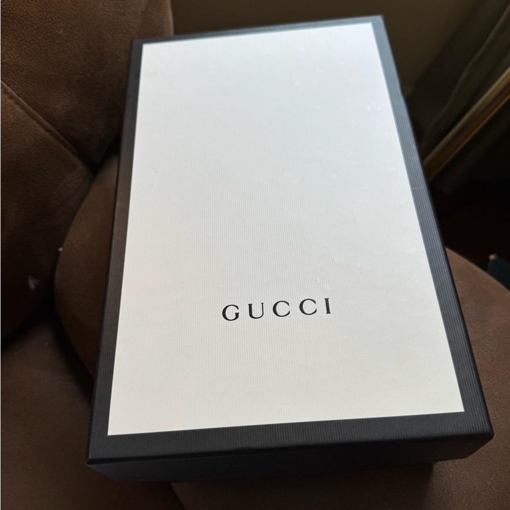 Women's Gucci Ace sneaker with bee - Picture 13 of 13